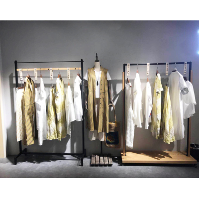 商場實體店鋪展示